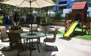 Hostal Plaza Central