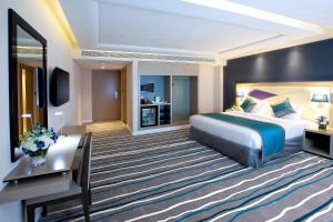 Junior Suite room in Al Sarab Hotel