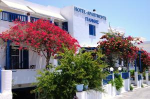 1 star hotell Giannis Hotel Apartments Adamas Kreeka