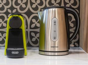 Athens Top Location Romantic & Well Decor Shining Star