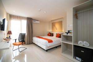 The Gloria Suites Grogol