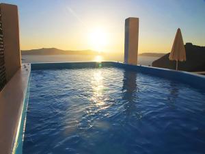 Keti Hotel Santorini Greece