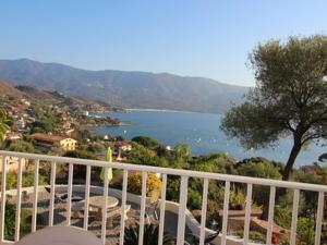 Residence U MELU GRAND T3 JAUNE à létage