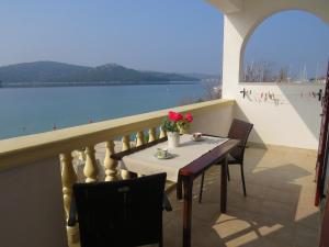 Apartmani Prova