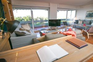 One-of-a-kind Athens Riviera Apartment