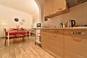 Wine Apartments Florence Colorino