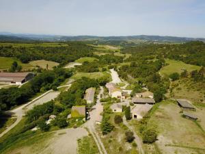 Hotels Domaine De Fraisse : photos des chambres