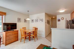 Wildwood Suites Black Bear Condo: Ski-in, Downtown Breck
