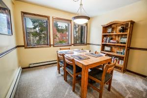 Park Place Longs Peak Condo: Easy Access To Main St, Lifts