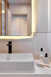 Hotels Tinah Paris, Reaumur - Montorgeuil : photos des chambres