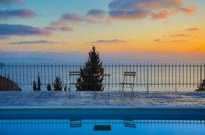 Apartment with Sea View room in Ble on Blue