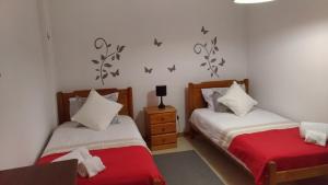 Down town, 2 bedroom apartment with balconny