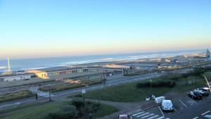 SPLENDIDE T3 DE 70m2 VUE MER A 2 MINUTES DU CENTRE-VILLE