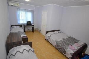 Deluxe Quadruple Room room in Guest House Marselle