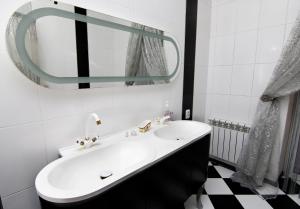 Апартаменты возле Вокзала, Центр