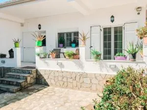 Efi's apartment - Marathias