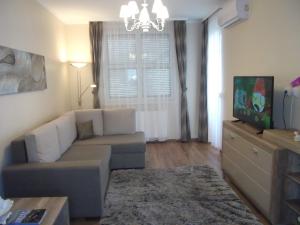 Ametiszt Apartman