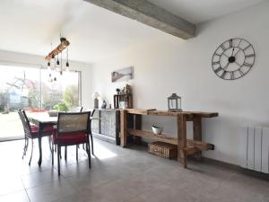 Maisons de vacances Beautiful Holiday Home in Agon Coutainville with Garden : photos des chambres