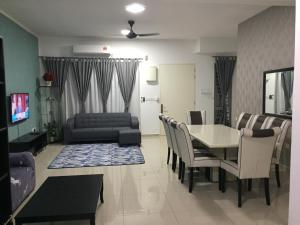 Homestay DTepian Bayu Bandar Seri Impian Kluang