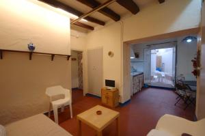 Lets Holidays APARTMENT IN THE OLD TOWN TOSSA