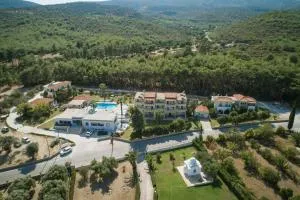 Zeus Hotel - 伊莱恩