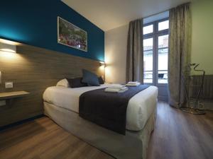 Hotels Hotel Le Biarritz - Vichy : photos des chambres