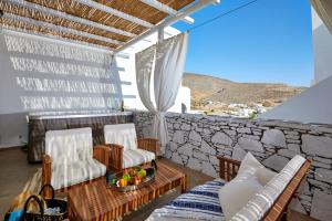 Vrahos Boutique Hotel Folegandros Greece