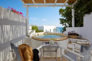 Vrahos Boutique Hotel Folegandros Greece