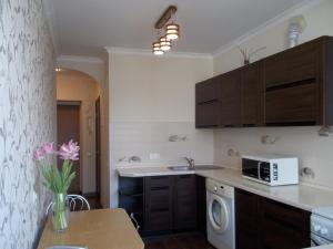 Апартаменты проспект Победы, Цирк