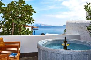 Vrahos Boutique Hotel Folegandros Greece