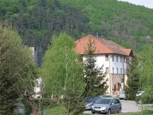 Hotel Hunor - Mikóháza