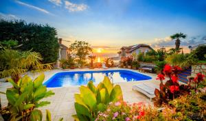 Villa Lake View