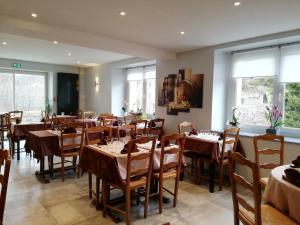 Hotels Logis Hotel Restaurant Les Cevennes : photos des chambres