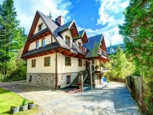 Willa u Łapów - Косьцелісько