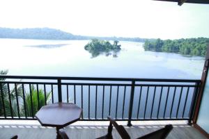 Sanu Lagoon Resort & Spa