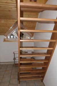 Apartments and rooms Brunko