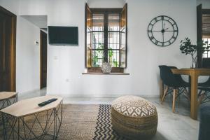 LUXURY & NEW APARTMENT CORREDERA