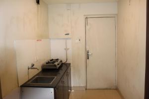 SKY GATE HOTEL Near Apollo MAIN, Womens & Childrens US Consulate Sankara Netralaya Goethe Institute PrestigePalladium Shastri Bhavan Senmozhi Poonga Raj Ratnam Stadium TAJ Coromandal India Oil Bhavan Dr Mohans Diabetics VAC Chennai