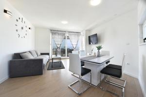 Jozy 2 modern sea view apartment 