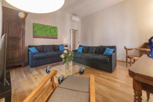 Monti Stunning Apartment with Terrace