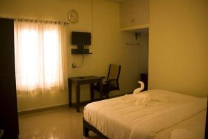 White Petals -3 BHK Homestay Munnar - Available For Indian Nationals Only