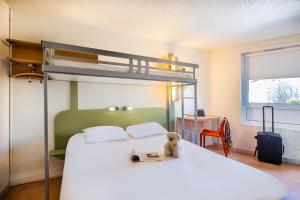 Hotels ibis budget Limoges : Chambre Triple avec 1 Lit Double et 1 Lit Superposé