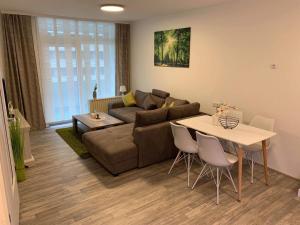 Mariposa inclusive Pool und Sauna
