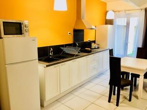 Appartements Villa Bigorra Lourdes centre Le Sanctuaire La Grotte , parking : photos des chambres