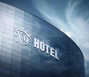 X9 Hotel