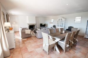 Villas Panoramic View Grimaud : photos des chambres