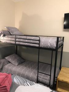 Hotels Hotel des Remparts : photos des chambres
