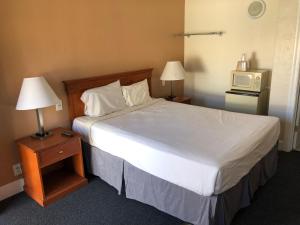 Queen Room room in Ocean Lodge - Santa Cruz
