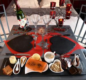 B&B / Chambres d'hotes Une Parenthese pour Deux : photos des chambres