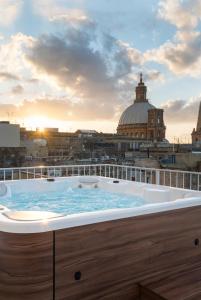 Deluxe Double Room with Roof Top Terrace and Hot Tub room in The Barrister Hotel